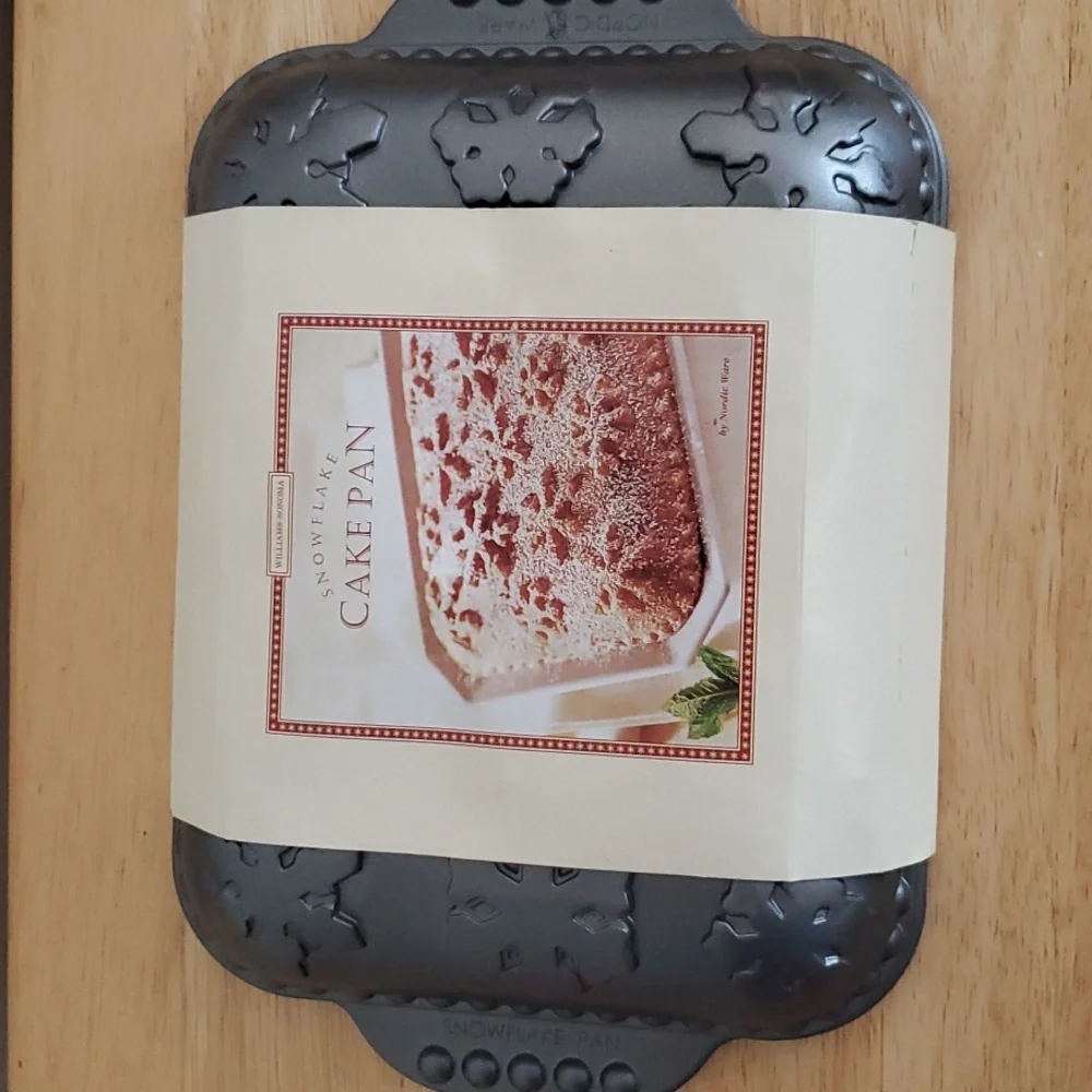 Williams Vintage Sonoma Snowflake Pan